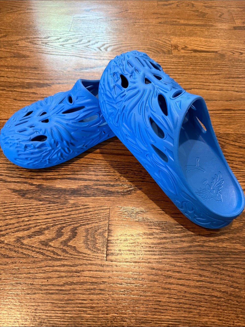 NWT Puma Men’s MB .04 Slides in Ultra Blue